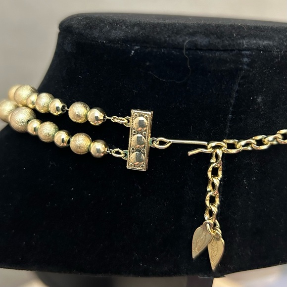 Vtg Whiting & Davis Double Strand Textured Gold Tone Round Bead Necklace - Picture 5 of 7